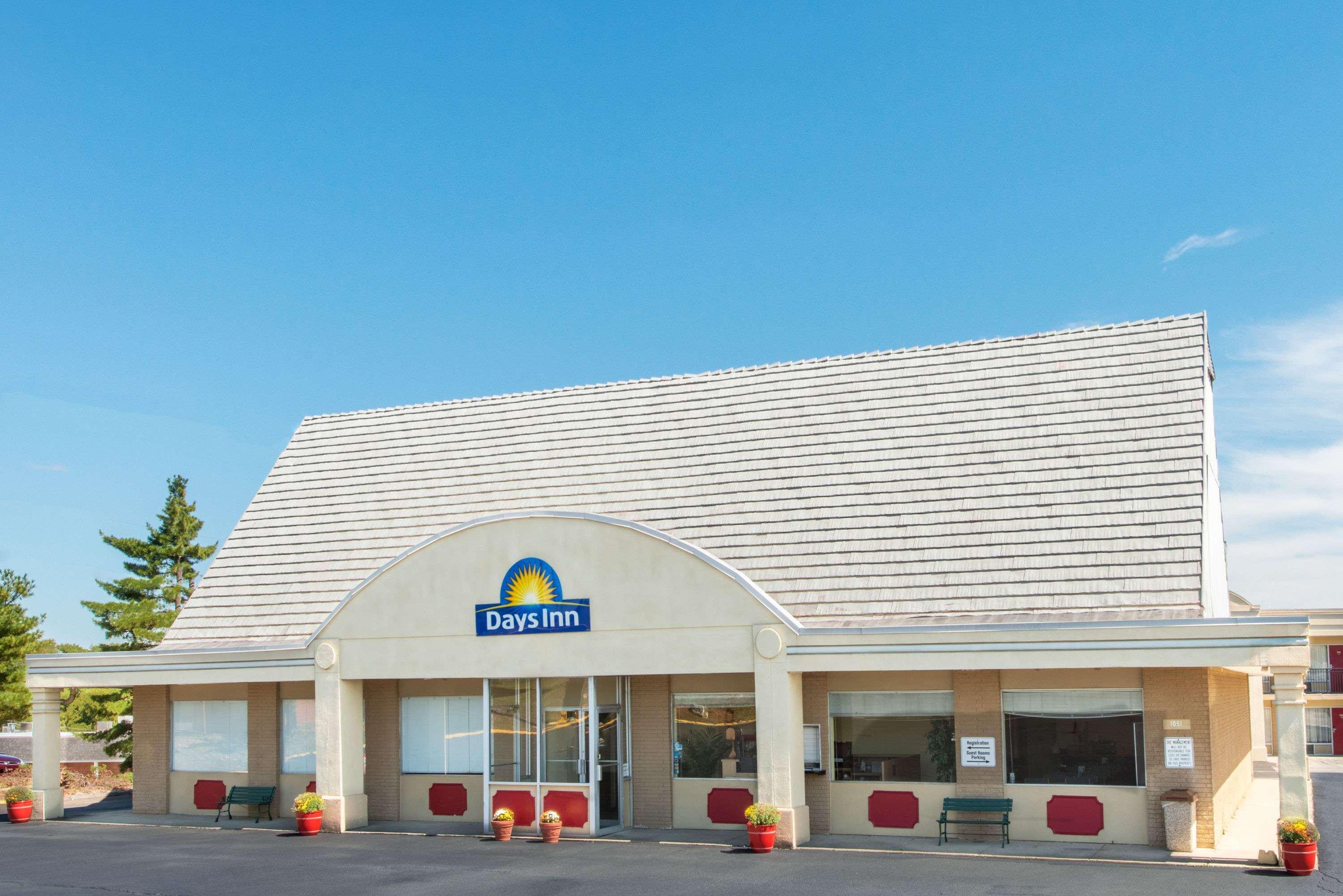 Days Inn By Wyndham Frankfort Exterior foto